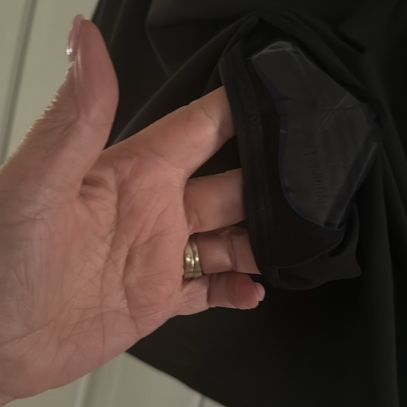 Miraclesuit fit and flair swim skirt black XL New with tags - Picture 4 of 4